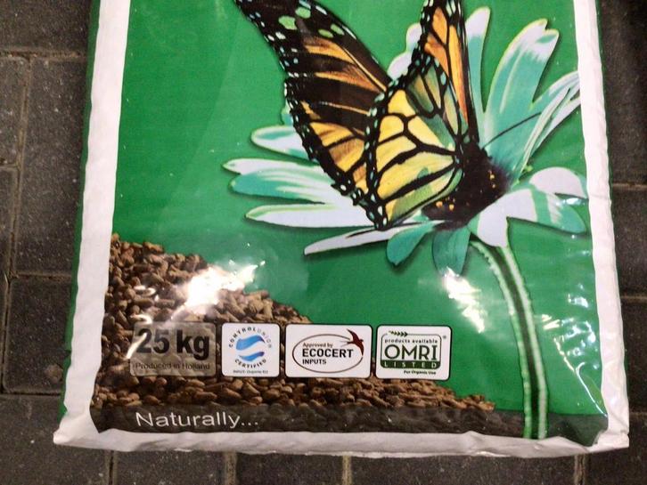 Biologische mestkorrels.Nieuw.Merk: Fertiplus.25 kg zakken., Tuin en Terras, Aarde en Mest, Mest, Ophalen