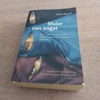 Dubbel boek - Sluier van angst en de smaak van de mango, Ophalen of Verzenden, Nederland