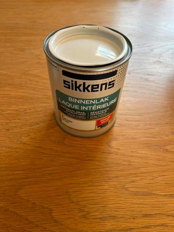 Sikkens binnenlak 9016 - hoogglans (ongebruikt) beschikbaar voor biedingen
