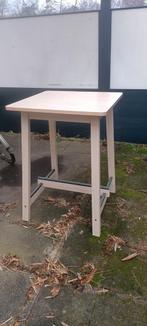 Bartafel met barkrukken, Ophalen, Gebruikt