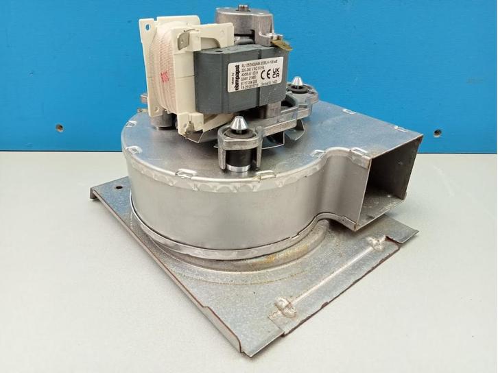 Ventilator Bosch ZWE / HRC 25 RL108/3400A48-3030LH-108 adt, Doe-het-zelf en Verbouw, Verwarming en Radiatoren, Gebruikt, Cv-ketel of Combi-ketel