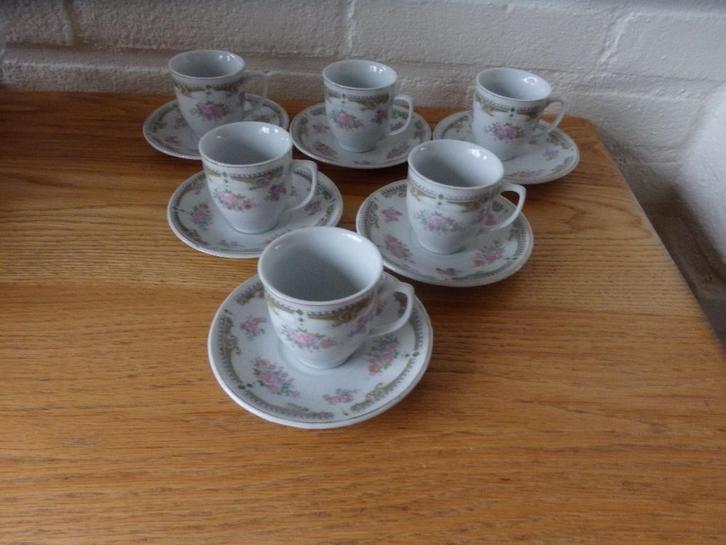 6 kleine chinese kop en schotels mokka kopjes, Antiek en Kunst, Antiek | Servies los, Ophalen of Verzenden