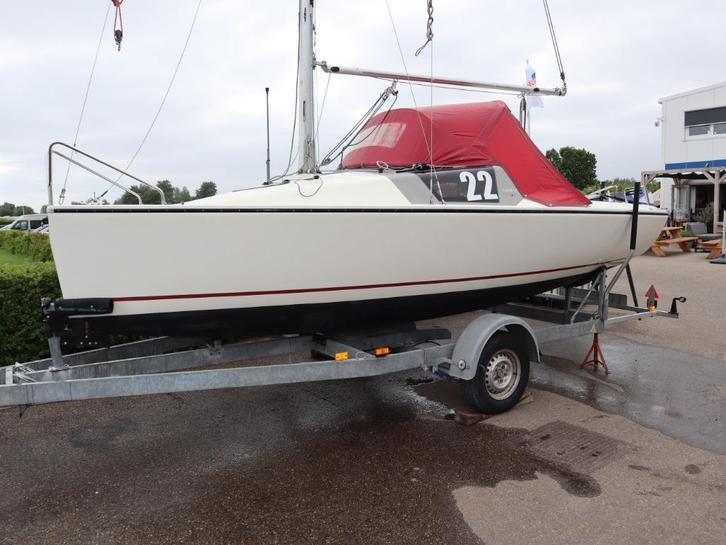 Dehler 18 roodkapje met nieuwe zeilen!, Watersport en Boten, Kajuitzeilboten en Zeiljachten, Gebruikt, Tour-wedstrijdjacht, Polyester