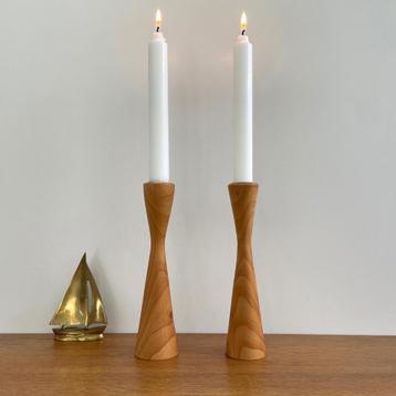 2 Deens design KANDELAARS hout retro vintage Scandinavisch beschikbaar voor biedingen