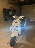 Zip 70 cc, Fietsen en Brommers, Scooters | Piaggio, Ophalen of Verzenden, Zo goed als nieuw, Tweetakt, Zip