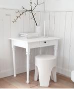 Frans brocante tafeltje met laatje, Ophalen