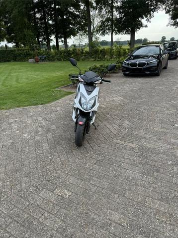 Sym jet 4 beschikbaar voor biedingen