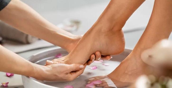 GRATIS PEDICURE MODELLEN GEZOCHT, Sport en Fitness, Sauna, Nieuw, Complete sauna, Ophalen of Verzenden