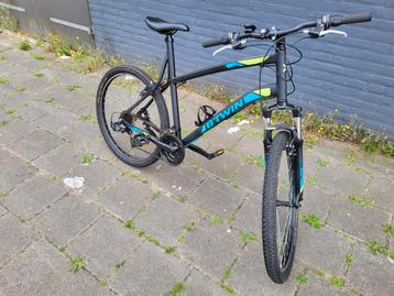 B twin mountainbike 26 inch met 3x7 versnellingen  beschikbaar voor biedingen