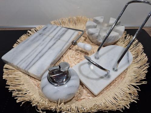 Marmeren Set: Kaasschaaf, Asbak, Servettenhouder, Aansteker, Antiek en Kunst, Antiek | Woonaccessoires, Ophalen of Verzenden