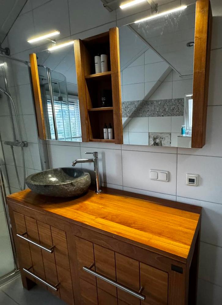 Mooi badkamermeubel en spiegelkast, Huis en Inrichting, Badkamer | Badkamermeubels, Zo goed als nieuw, Wastafelkast, Minder dan 100 cm