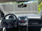 Toyota Aygo 1.0-12V Comfort Navigator 5drs airco, Auto's, Voorwielaandrijving, Euro 5, Stof, Gebruikt