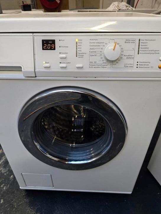 Miele wasmachine, Witgoed en Apparatuur, Wasmachines, Zo goed als nieuw, 85 tot 90 cm, 1600 toeren of meer, Ophalen of Verzenden