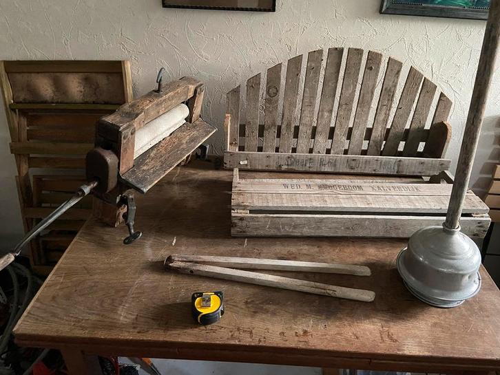 Antieke wastobbe rekje + grote wasknijper wasbok, Antiek en Kunst, Antiek | Keukenbenodigdheden, Ophalen of Verzenden