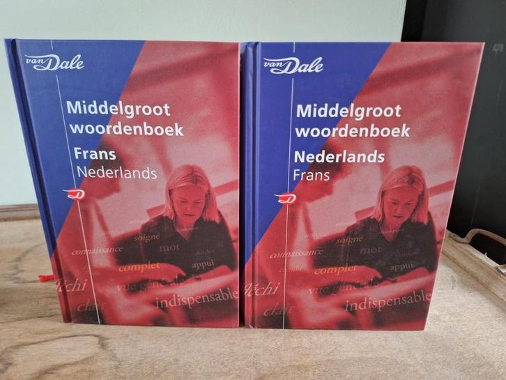 Van Dale Middelgroot woordenboek F-N en N-F, Boeken, Woordenboeken, Zo goed als nieuw, Frans, Van Dale, Ophalen of Verzenden