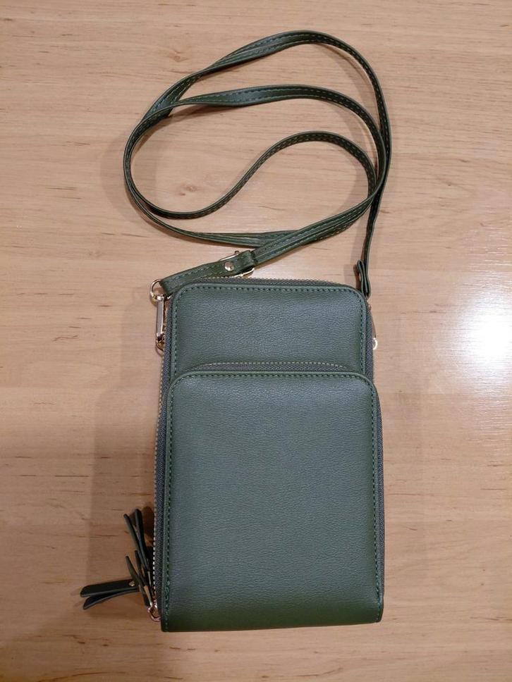 Donkergroen Telefoontasje met 3 Vakken, Sieraden, Tassen en Uiterlijk, Portemonnees, Nieuw, Overige merken, Groen, Ophalen of Verzenden