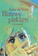 Blauwe plekken Anke de Vries 9789060698310, Ophalen of Verzenden, Zo goed als nieuw, Anke de Vries