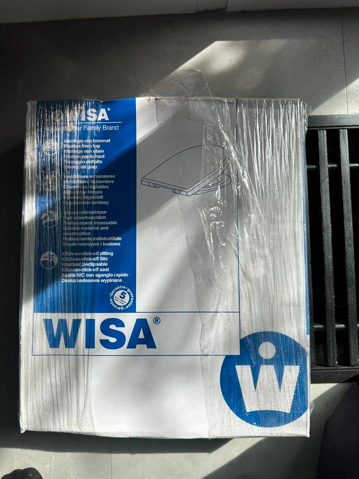 2x nieuwe Wisa universele toiletzitting / wc bril Leo wit, Huis en Inrichting, Badkamer | Badkamermeubels, Nieuw, Overige typen