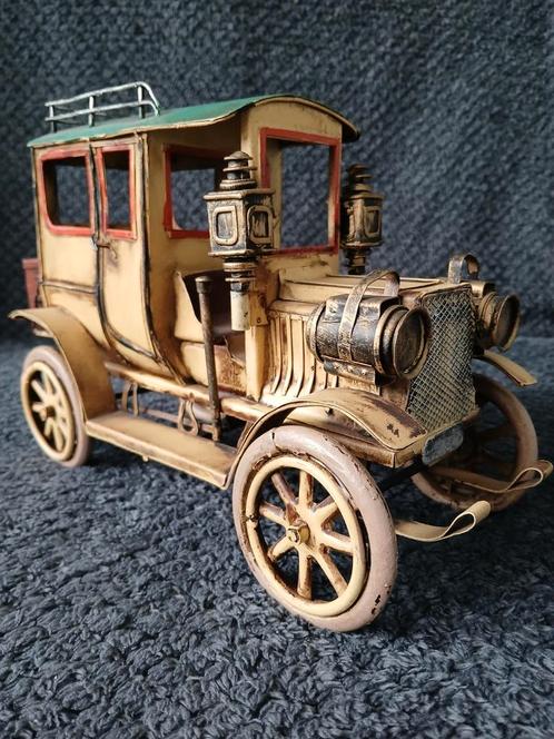 Leuke antieke auto model., Huis en Inrichting, Woonaccessoires | Overige, Zo goed als nieuw, Ophalen of Verzenden