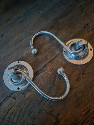 Metalen Wandhaken - Set van 2 beschikbaar voor biedingen