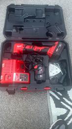 Milwaukee M18 BMT 421C 18V Li-ion Accu multitool  in HD Box, Doe-het-zelf en Verbouw, Gereedschap | Slijpmachines, Ophalen of Verzenden