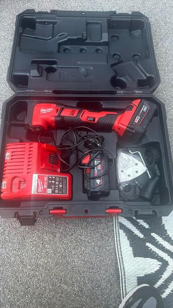 Milwaukee M18 BMT 421C 18V Li-ion Accu multitool  in HD Box beschikbaar voor biedingen