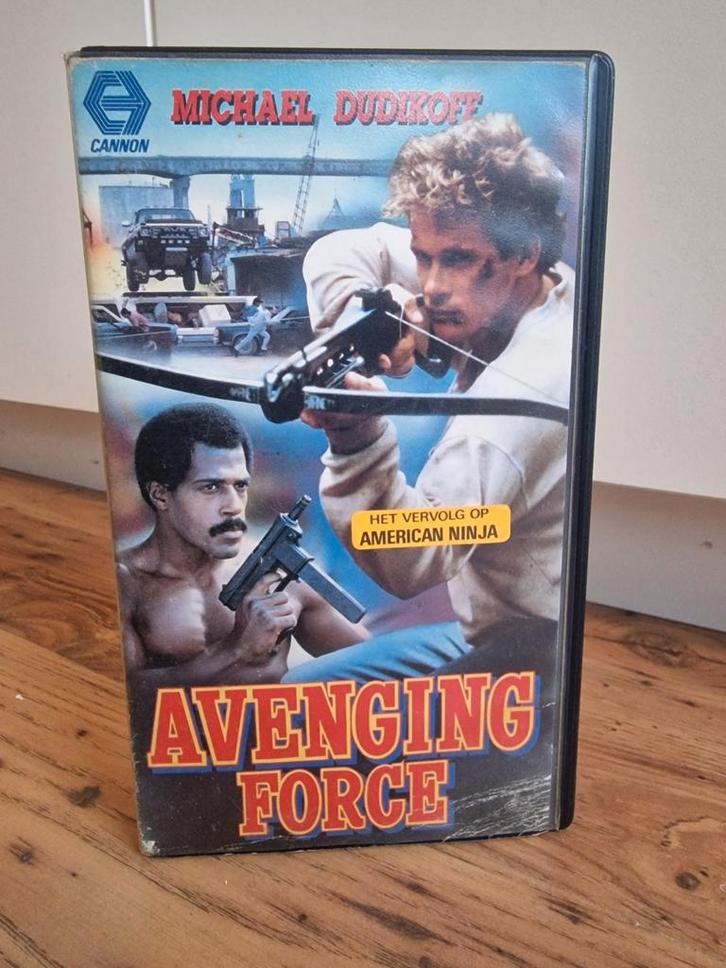 Avenging Force VHS - Michael Dudikoff Actie, Cd's en Dvd's, VHS | Film, Gebruikt, Actie en Avontuur, Vanaf 16 jaar, Ophalen of Verzenden