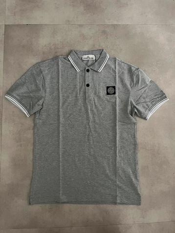Stone Island polo beschikbaar voor biedingen