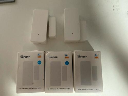 Sonoff DW2-WI-FI deur-raam contacten 5 stuks, Hobby en Vrije tijd, Elektronica-componenten, Zo goed als nieuw, Ophalen