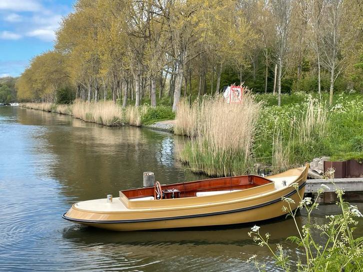 Nieuw gebouwd (2022) luxe stalen sloep (opduwer) met trailer, Watersport en Boten, Sloepen, Zo goed als nieuw, 6 meter of meer