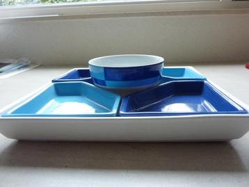 presenteerschaal  5 delig z.g.a.n  30x30cm beschikbaar voor biedingen