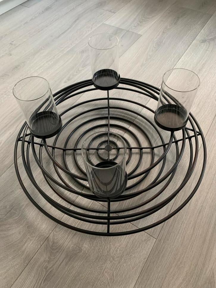 Decoratieve schaal met kaarshouders, Huis en Inrichting, Woonaccessoires | Kandelaars en Kaarsen, Zo goed als nieuw, Kandelaar