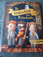 De haakschool voor Potterheads, Ophalen of Verzenden, Gebruikt, Haken, Patroon of Boek