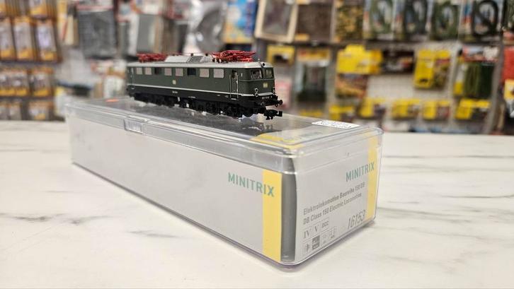 Minitrix 16153 E-lok BR 150 113-9 Groen DCC MFX Sound, Hobby en Vrije tijd, Modeltreinen | N-Spoor, Zo goed als nieuw, Locomotief
