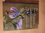 Planten Vademecum, Boeken, Ophalen of Verzenden, Zo goed als nieuw, Bloemen, Planten en Bomen