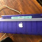 apple paars toetsenbord, Computers en Software, Toetsenborden, Ophalen of Verzenden, Qwerty, Gebruikt, Bedraad