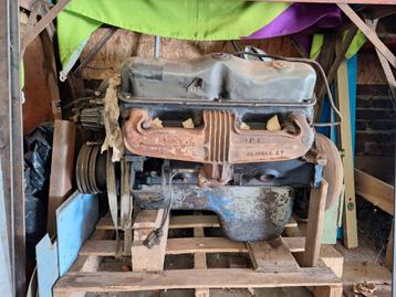 2x een 318 Mopar Motorblok - Oldtimer Project beschikbaar voor biedingen