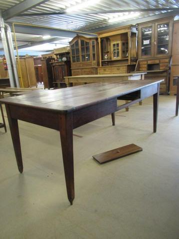 Oer 11292 ANTIEKE 19e eeuwse kersenhouten tafel beschikbaar voor biedingen