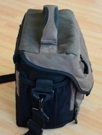 Lowepro Nova 170AW fototas schoudertas in TOP STAAT, Audio, Tv en Foto, OP TE HALEN IN CASTRICUM, Ophalen of Verzenden, Zo goed als nieuw
