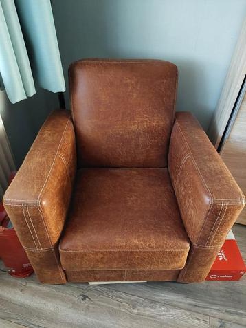 Te koop zo goed als nieuw  1 personen  kamer stoel beschikbaar voor biedingen