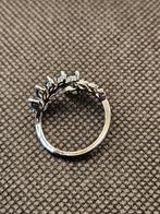 Antiek stijl verzilverde ring met zirkonia, Sieraden, Tassen en Uiterlijk, Ringen, Nieuw, Ophalen of Verzenden
