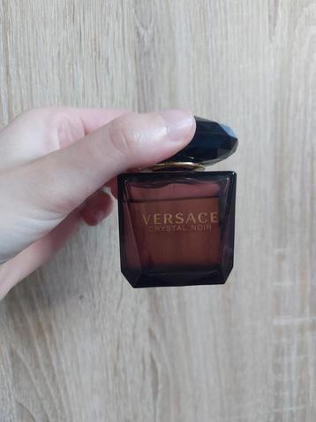 Versace crystal noir EDT beschikbaar voor biedingen