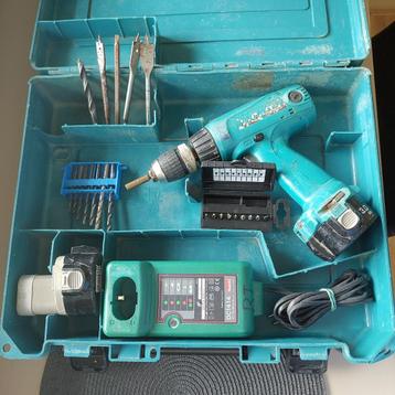 Makita Schroeftol met koffer, accu's en accesoires beschikbaar voor biedingen