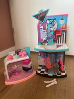 LOL OMG Mall of Surprises, incl. 2 minipoppen, Ophalen of Verzenden, Zo goed als nieuw