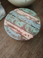 Ronde salontafel met opbergruimte. Hout en metaal, Ophalen, Zo goed als nieuw, Rond, Hout