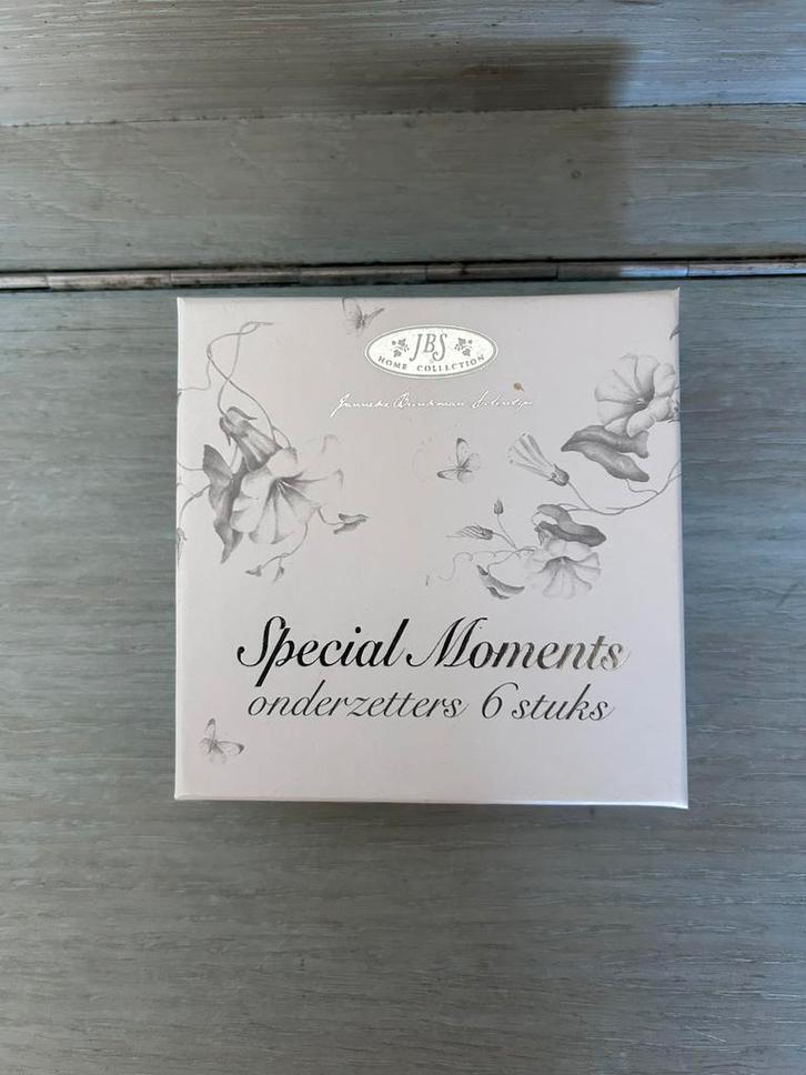 Onderzetters van Janneke Brinkman. 6 stuks. Nieuw!, Huis en Inrichting, Woonaccessoires | Onderzetters, Nieuw, Glas of Kopje, Verzenden