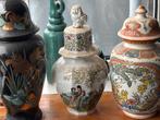 3 Oosterse vazen met deksel, Antiek en Kunst, Antiek | Vazen, Ophalen of Verzenden