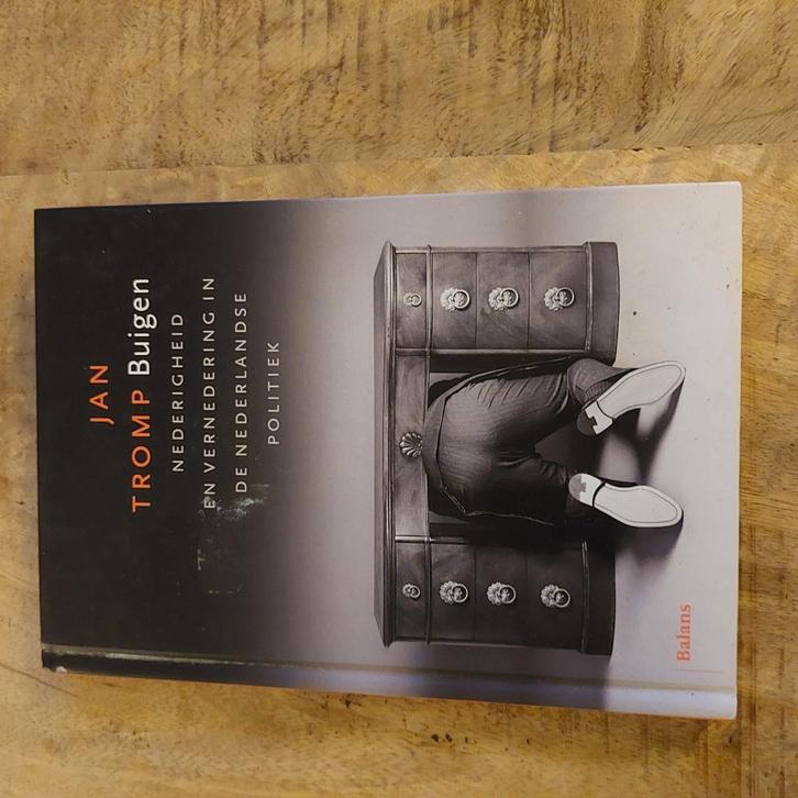 Jan Tromp - Buigen, Boeken, Politiek en Maatschappij, Zo goed als nieuw, Nederland, Ophalen of Verzenden
