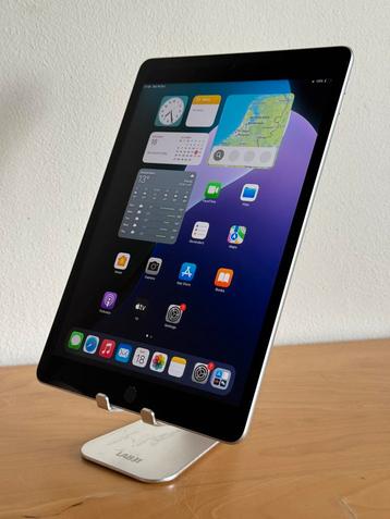 Apple iPad 9gen 64 GB Silver beschikbaar voor biedingen