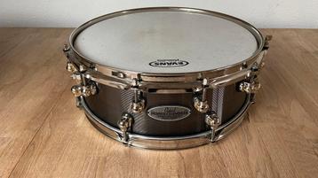Pearl Dennis Chambers DC1450S/N aluminium snare beschikbaar voor biedingen